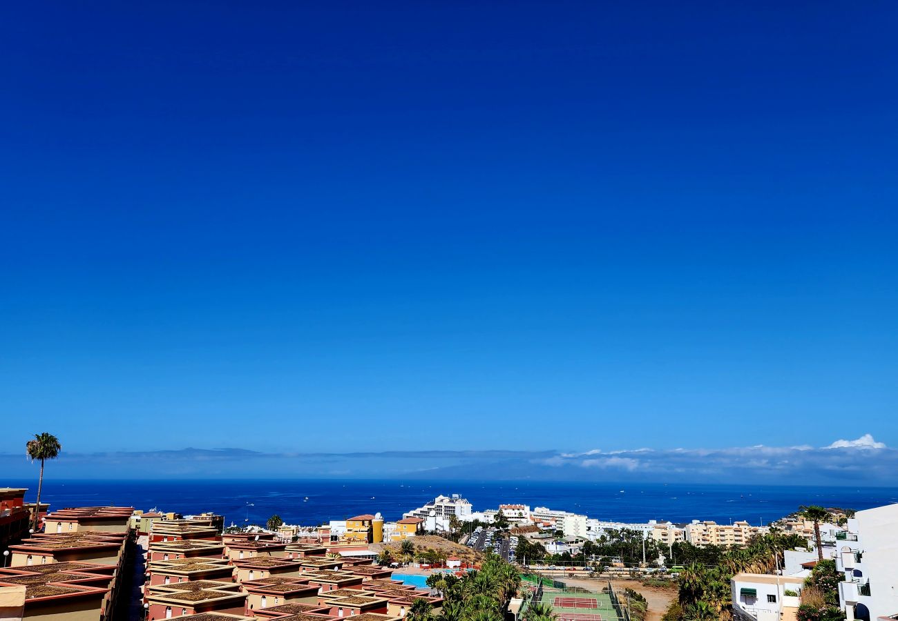 Apartment in Adeje - Spectacular sea view - with air conditioning