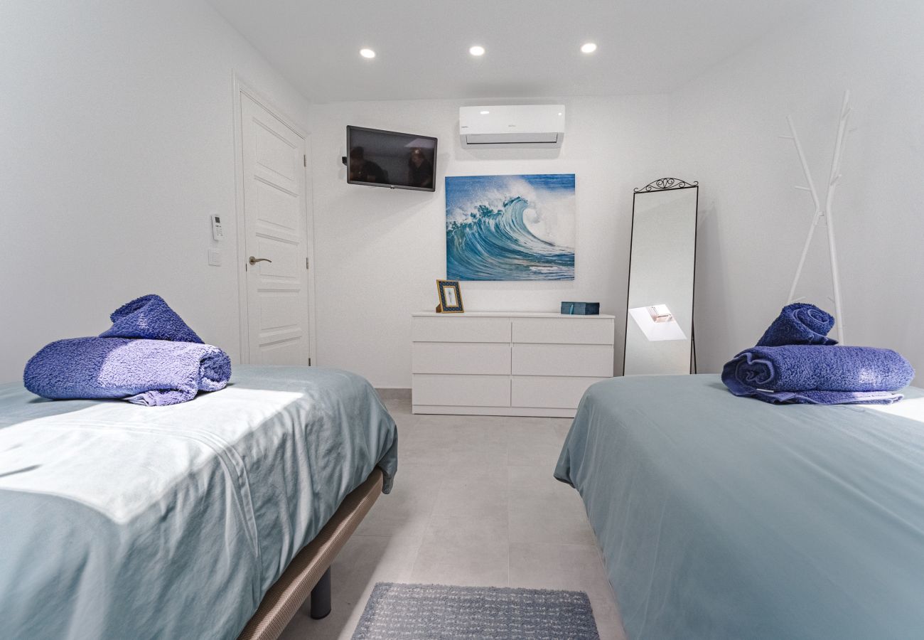 Apartment in Playa de Las Americas - Parque Santiago 1