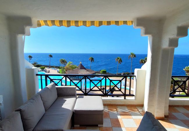 Apartment in Costa del Silencio - Luxury Apartment Rocas Sea View
