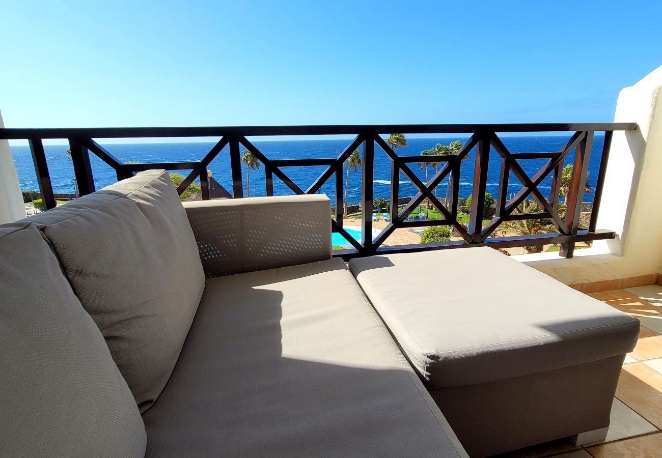 Apartment in Costa del Silencio - Luxury Apartment Rocas Sea View