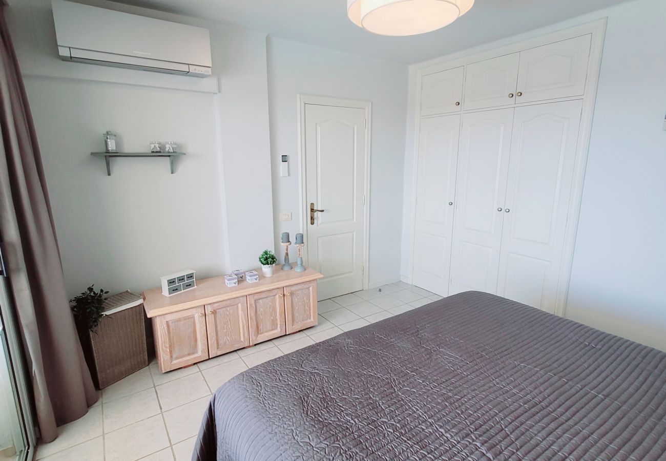 Apartment in Costa del Silencio - Luxury Apartment Rocas Sea View