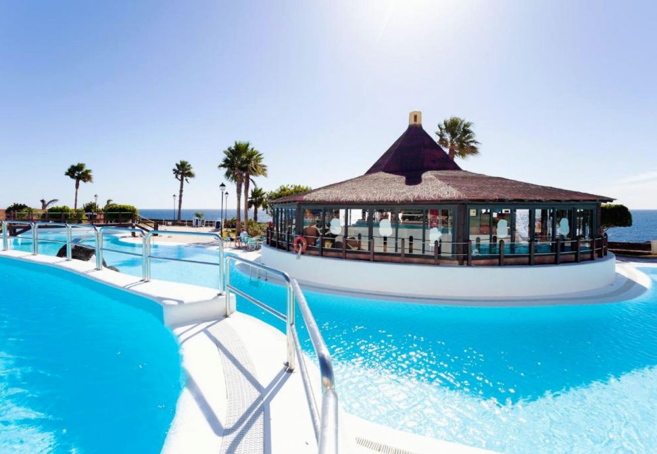 Apartment in Costa del Silencio - Luxury Apartment Rocas Sea View