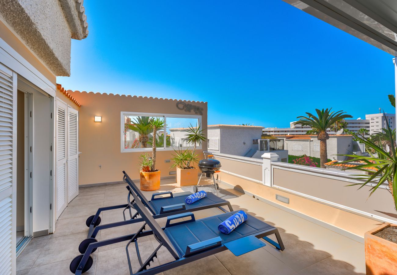 Apartment in Playa de Las Americas - Sea View Apartment Urbania Club - Playa de las Americas