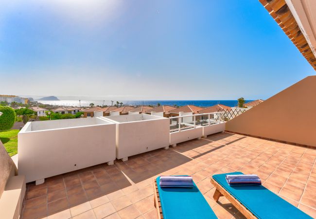 Apartment in San Miguel de Abona -  Sea View Apartment Ocean Breeze Royal Marina