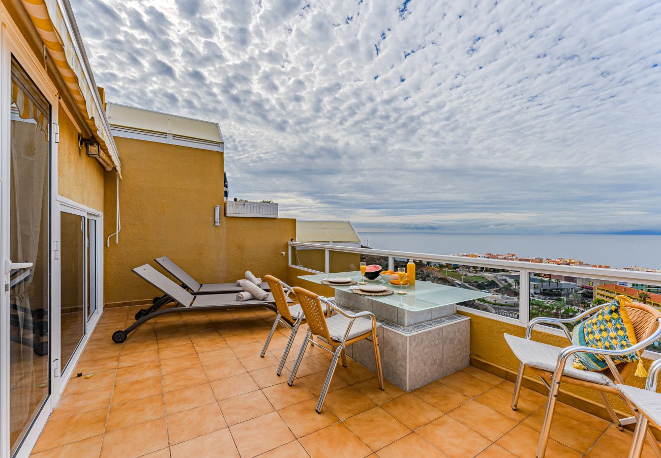Apartment in Santiago del Teide - Amazing Sea View Apartment wit big terrace Los Gigantes