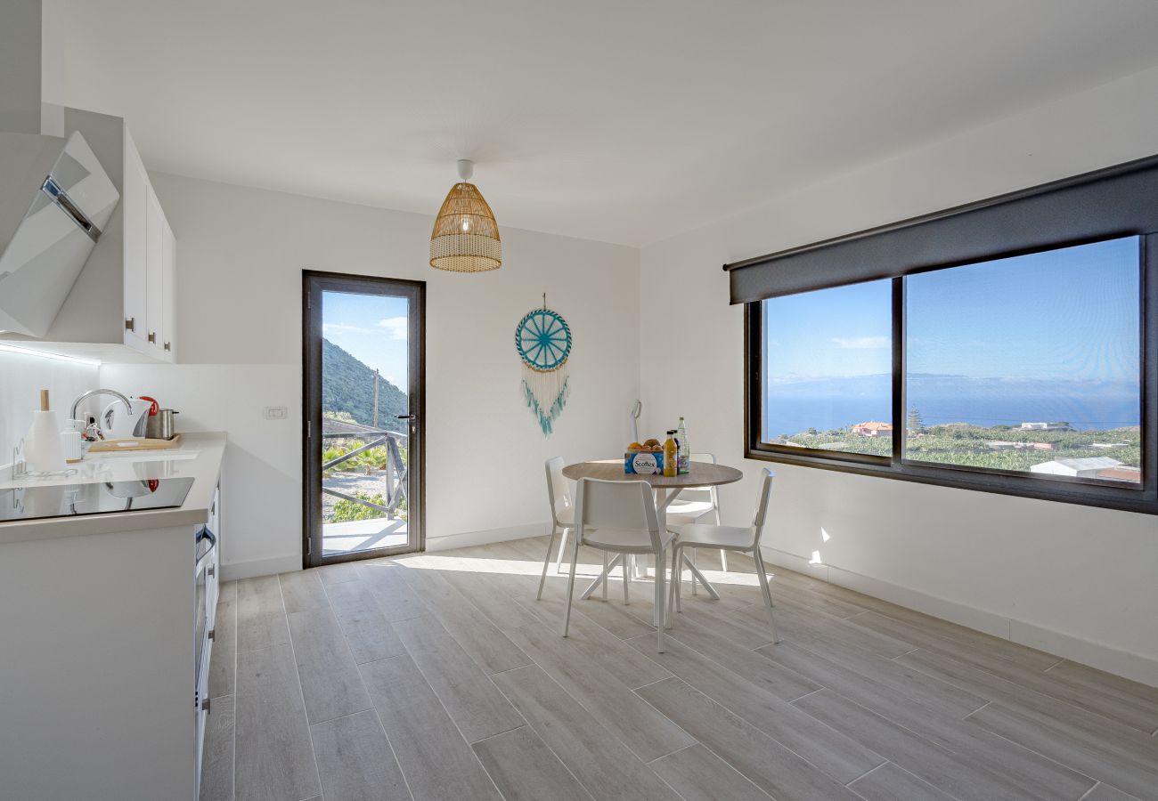 Apartment in Santiago del Teide - Cliff Haven Sea View Apartment - Adults Only