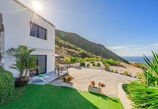 House in Santiago del Teide - Sea View House Pride & Joy- Adults Only