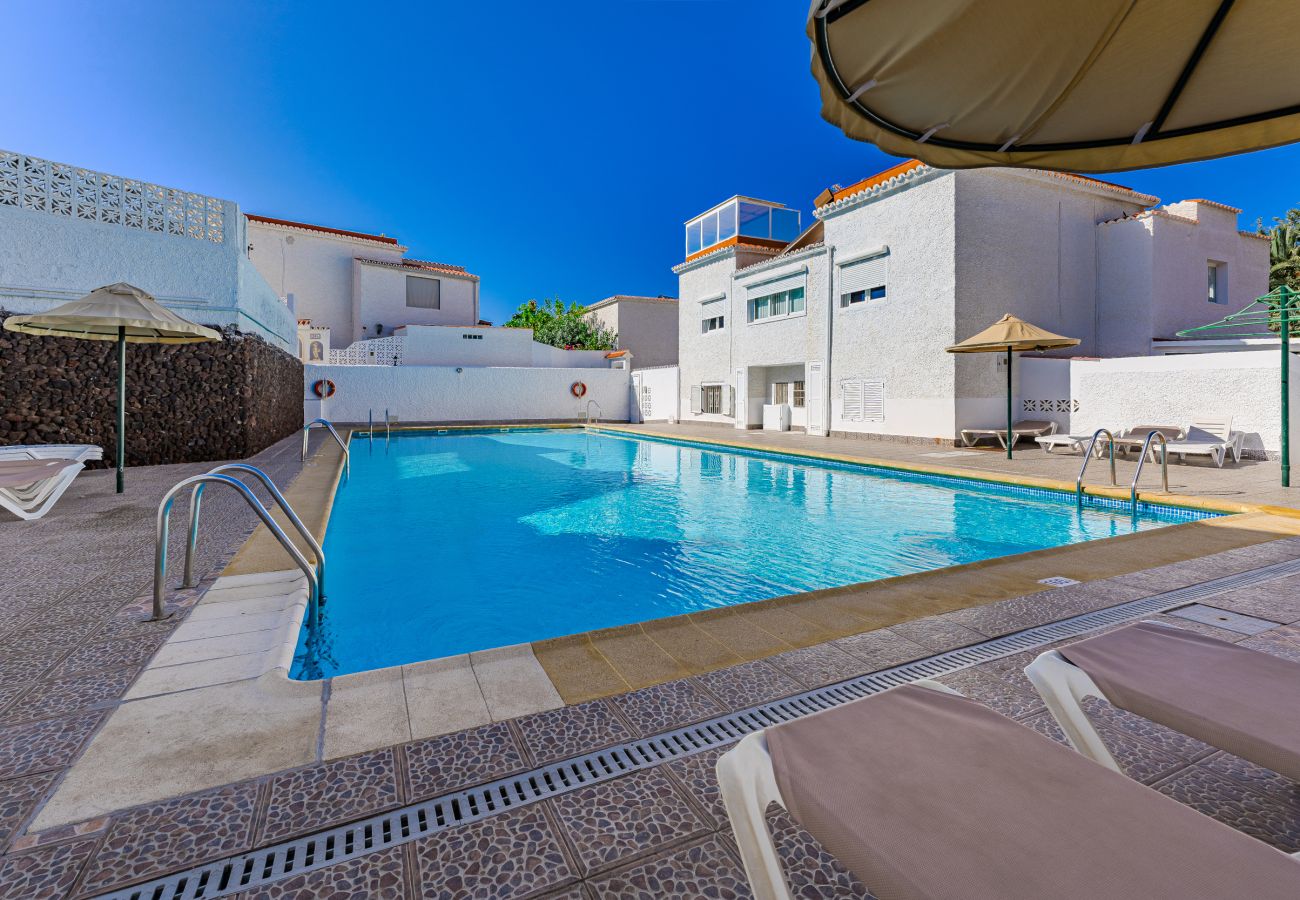 Apartment in Playa de Las Americas - Beach  Apartment Urbania - Playa de las Americas