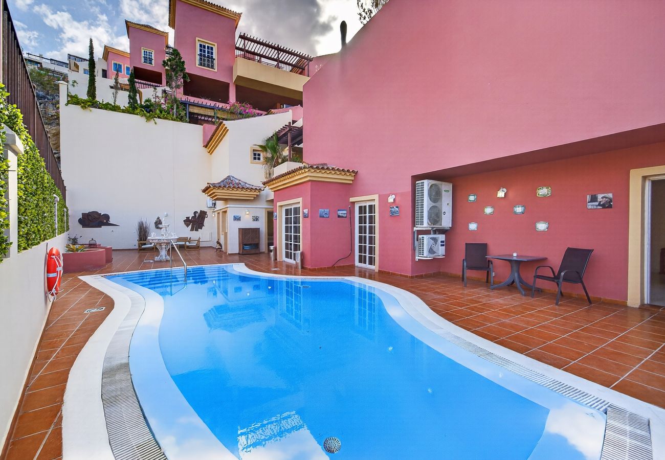 Apartment in Costa Adeje - Duque Dream Villa Suites