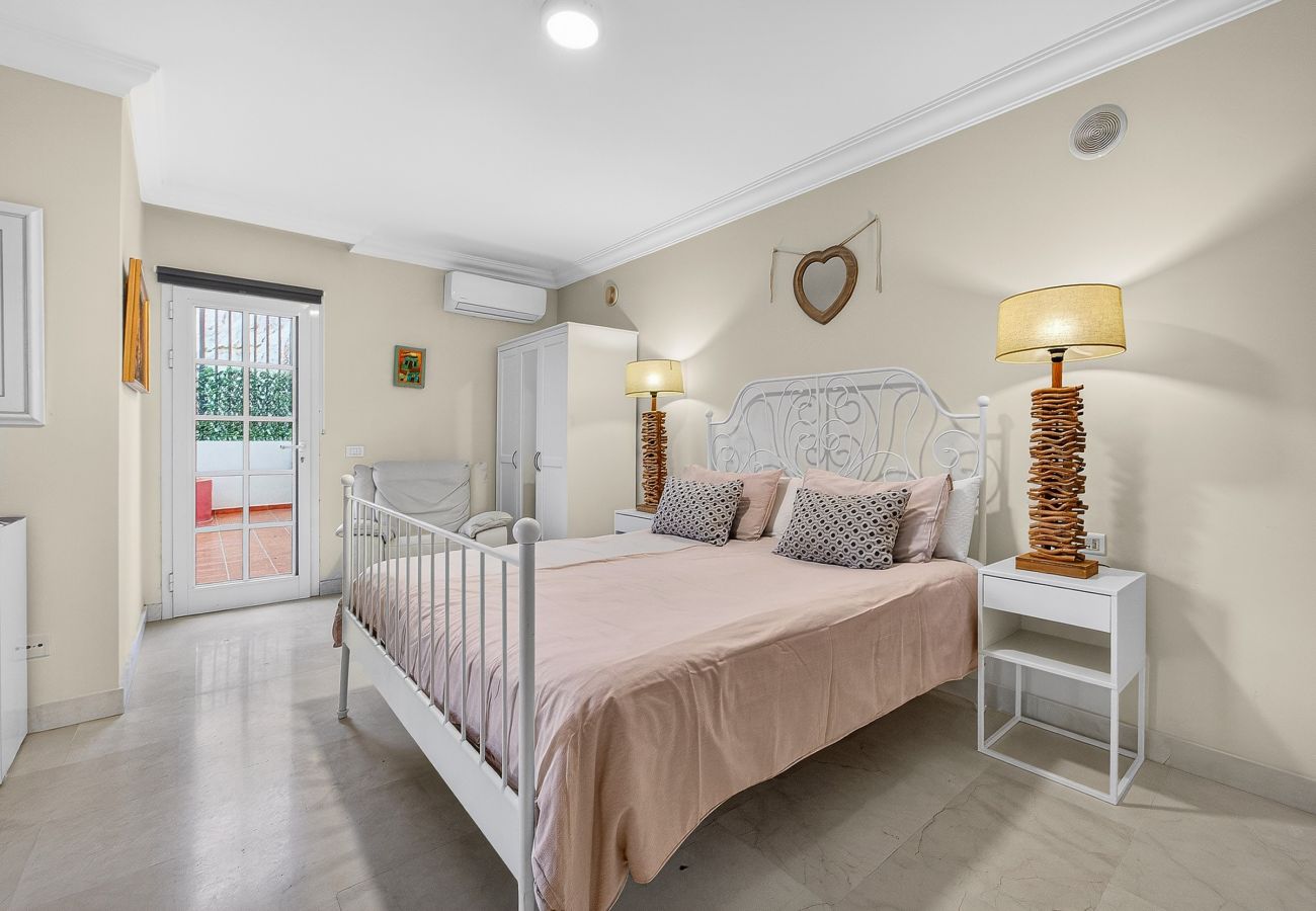 Apartment in Costa Adeje - Duque Dream Villa Suites