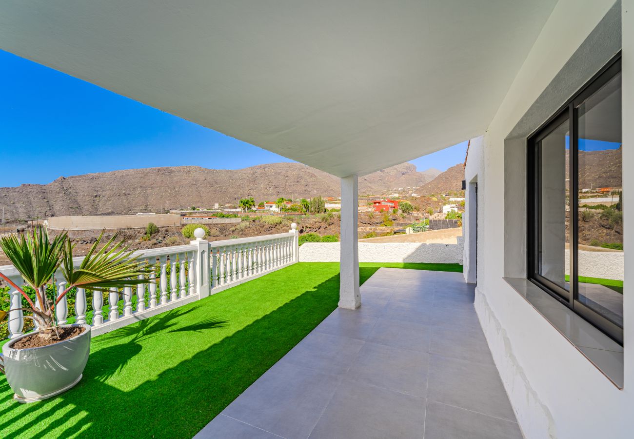 Villa in Santiago del Teide - Pride & Joy Atlantic Villa - Los Gigantes