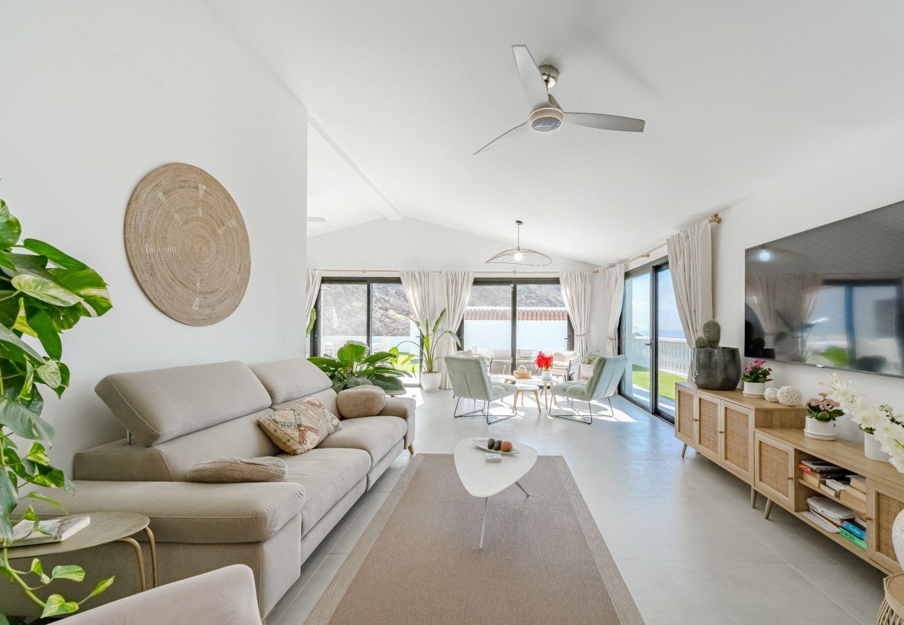 Villa in Santiago del Teide - Pride & Joy Atlantic Villa - Los Gigantes