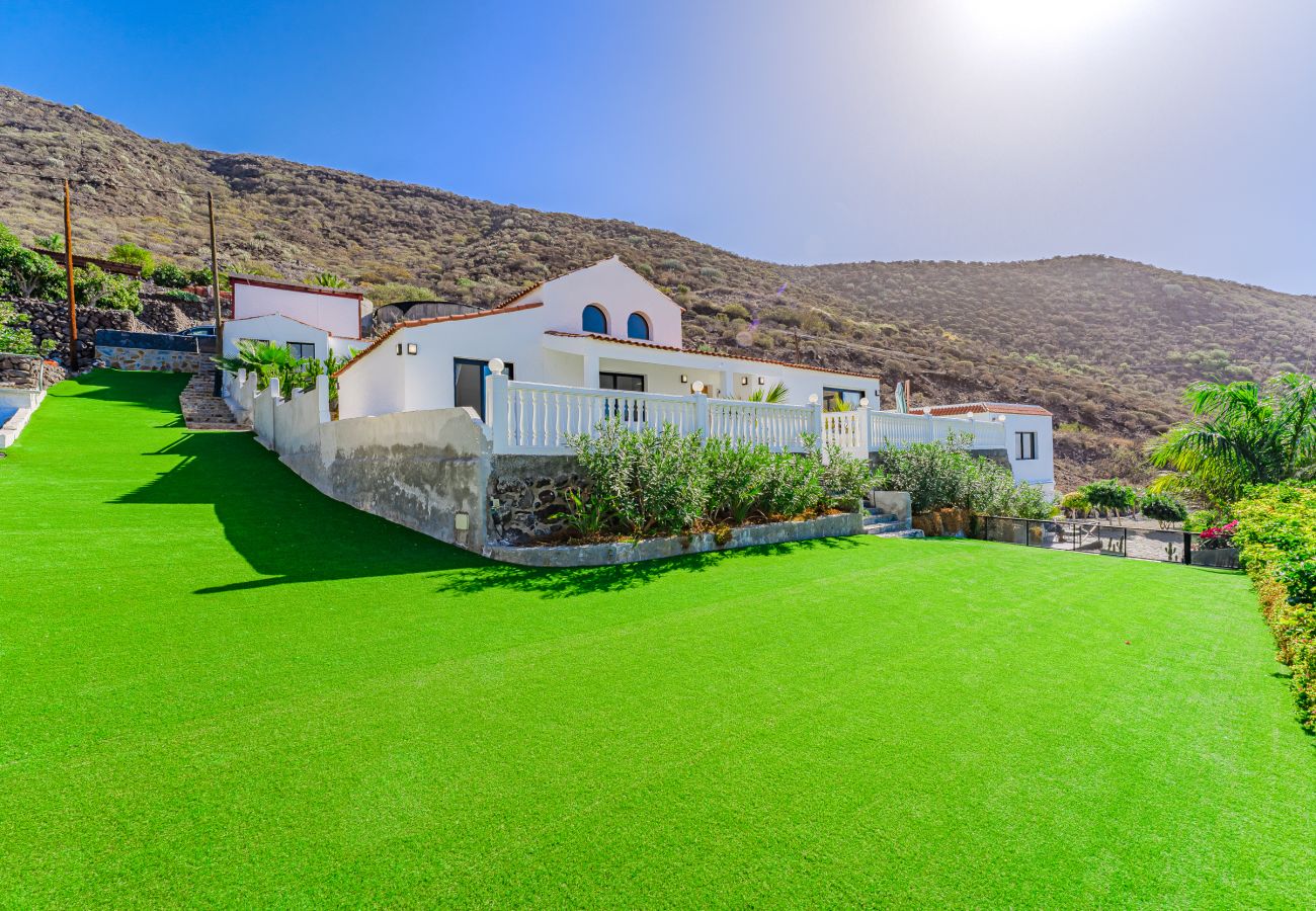 Villa in Santiago del Teide - Pride & Joy Atlantic Villa - Los Gigantes