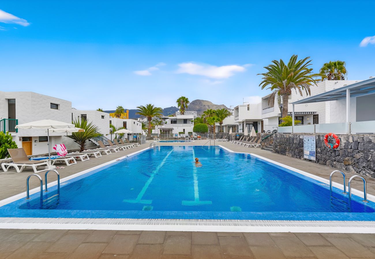 Apartment in Playa de Las Americas - Sun Terrace with Pool - Playa de las Americas