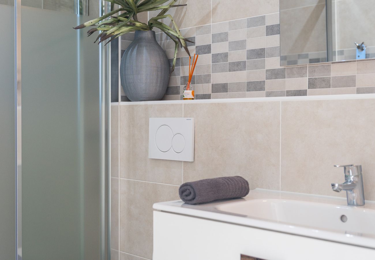 Apartment in Playa de Las Americas - Penthouse Apartment Urbania