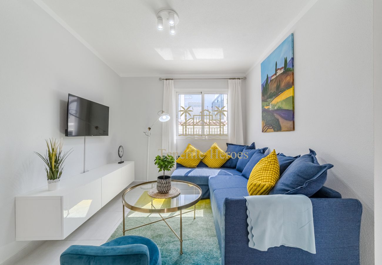 Apartment in Playa de Las Americas - Modern Oceanview Apartment with Vacation License Apartment in Playa de Las Americas - Modern Oceanview Apartment with Vacation License