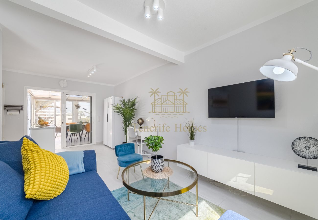 Apartment in Playa de Las Americas - Modern Oceanview Apartment with Vacation License Apartment in Playa de Las Americas - Modern Oceanview Apartment with Vacation License