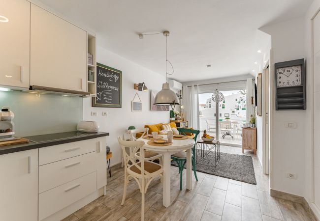 Apartamento en Adeje - Vista al mar espectacular - con aire acondicionado Apartamento en Adeje - Vista al mar espectacular - con aire acondicionado