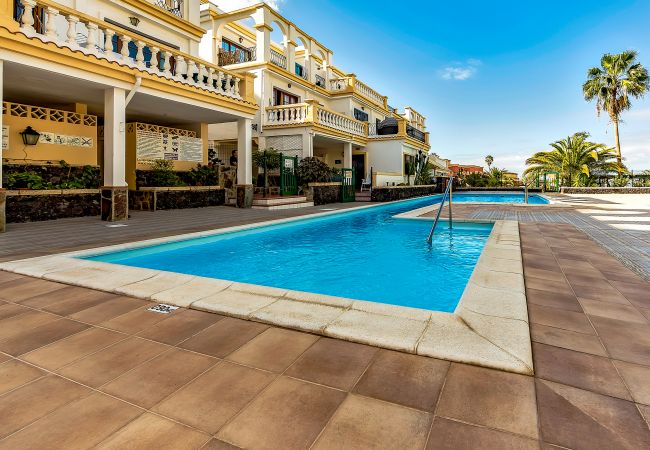 Apartamento en Adeje - Vista al mar espectacular - con aire acondicionado Apartamento en Adeje - Vista al mar espectacular - con aire acondicionado