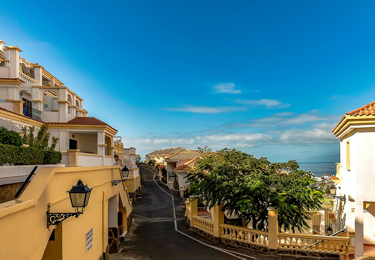 Apartamento en Adeje - Vista al mar espectacular - con aire acondicionado