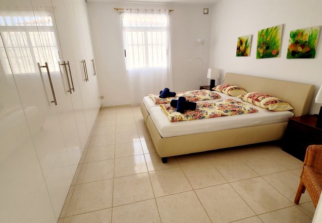 Casa en Costa Adeje - Casa El Musgo con vista al mar y piscina Casa en Costa Adeje - Casa El Musgo con vista al mar y piscina