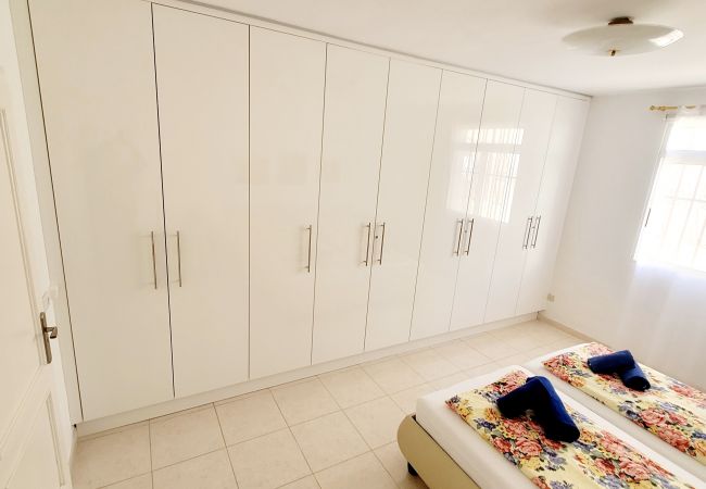 Casa en Costa Adeje - Casa El Musgo con vista al mar y piscina Casa en Costa Adeje - Casa El Musgo con vista al mar y piscina