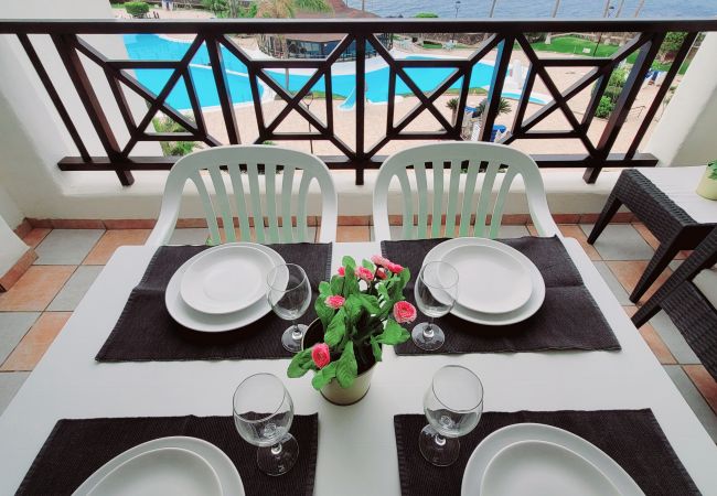 Apartamento en Costa del Silencio - Seaview Apartment Rocas del Mar Apartamento en Costa del Silencio - Seaview Apartment Rocas del Mar