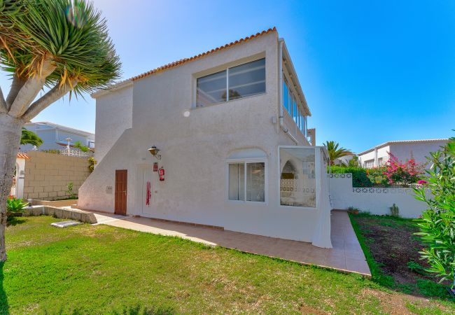 Apartamento en Playa de Las Americas - Sea View Apartment Urbania Club - Playa de las Americas Apartamento en Playa de Las Americas - Sea View Apartment Urbania Club - Playa de las Americas