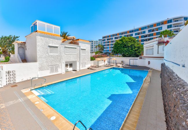 Apartamento en Playa de Las Americas - Sea View Apartment Urbania Club - Playa de las Americas Apartamento en Playa de Las Americas - Sea View Apartment Urbania Club - Playa de las Americas