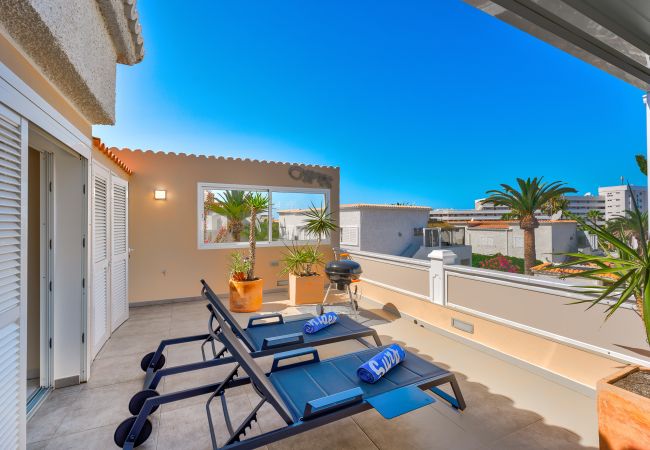 Apartamento en Playa de Las Americas - Sea View Apartment Urbania Club - Playa de las Americas Apartamento en Playa de Las Americas - Sea View Apartment Urbania Club - Playa de las Americas