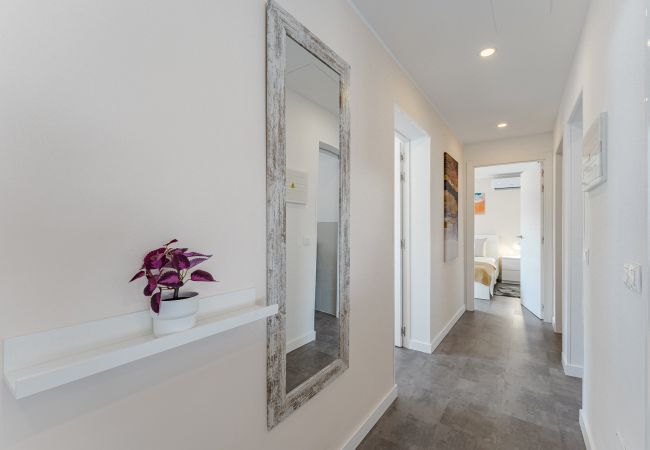 Apartamento en Playa de Las Americas - Endless Summer Beach Apartment with Sea View Apartamento en Playa de Las Americas - Endless Summer Beach Apartment with Sea View