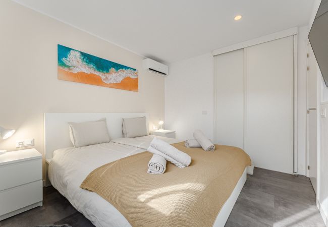 Apartamento en Playa de Las Americas - Endless Summer Beach Apartment with Sea View Apartamento en Playa de Las Americas - Endless Summer Beach Apartment with Sea View
