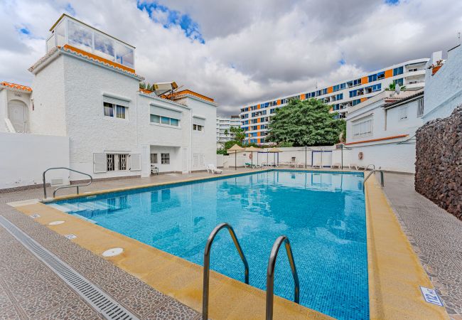 Apartamento en Playa de Las Americas - Endless Summer Beach Apartment with Sea View Apartamento en Playa de Las Americas - Endless Summer Beach Apartment with Sea View