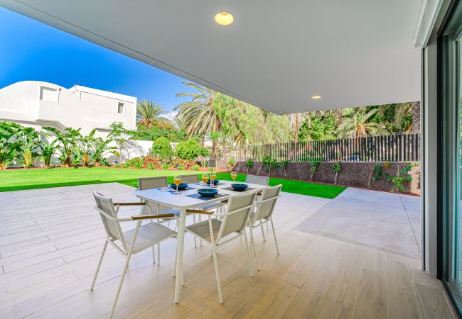 Apartamento en Playa de Las Americas - Apartment 1 Don Carlos - Adults only! Apartamento en Playa de Las Americas - Apartment 1 Don Carlos - Adults only!