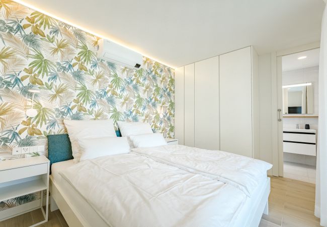 Apartamento en Playa de Las Americas - Apartment 1 Don Carlos - Adults only! Apartamento en Playa de Las Americas - Apartment 1 Don Carlos - Adults only!