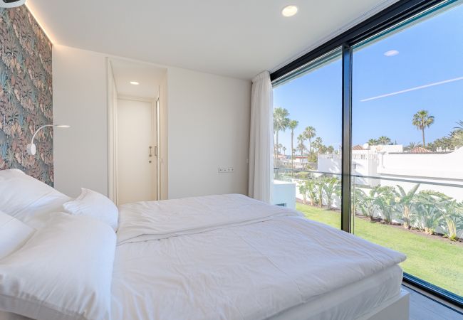 Apartamento en Playa de Las Americas - Apartment  Don Carlos Sea View - Adults only! Apartamento en Playa de Las Americas - Apartment  Don Carlos Sea View - Adults only!