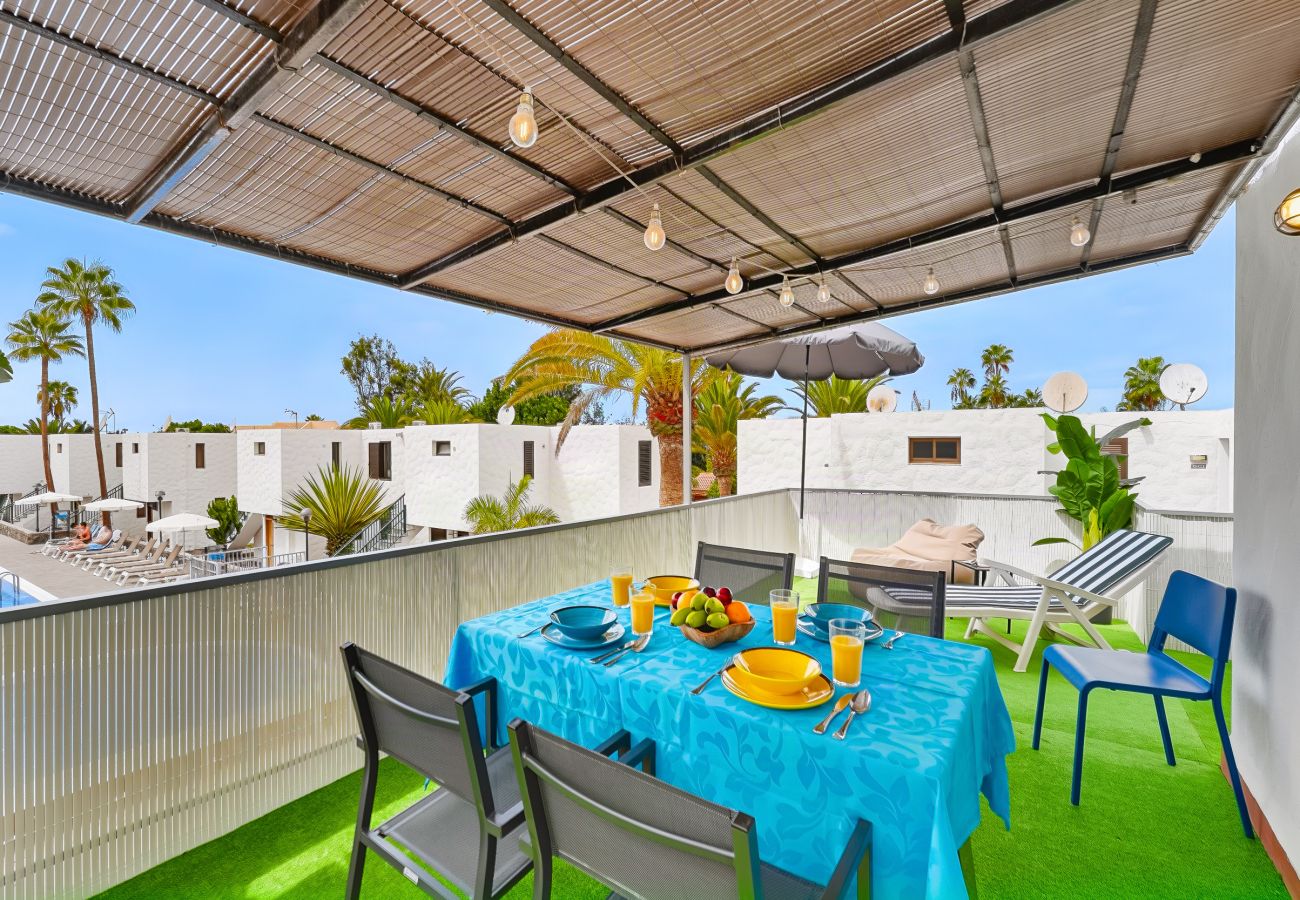 Apartamento en Playa de Las Americas - Sun Terrace with Pool - Playa de las Americas