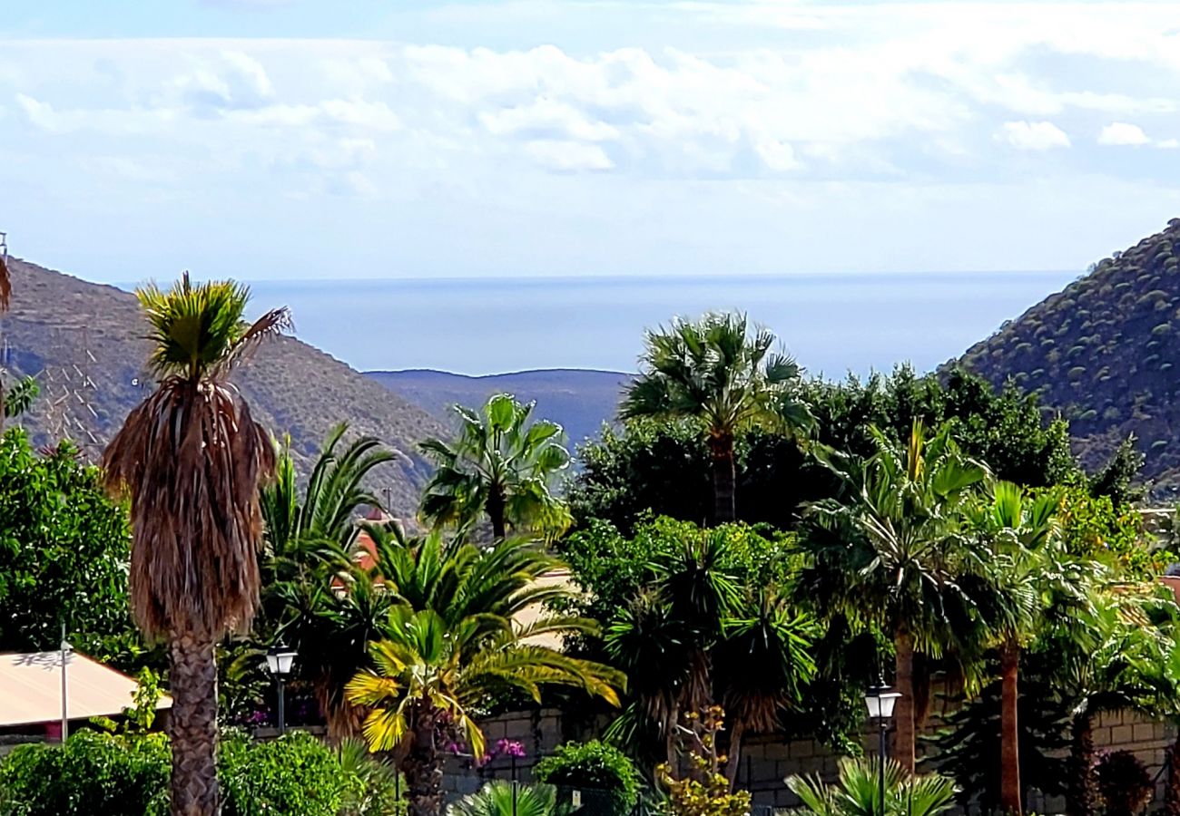 Chalet Adosado en Arona - !VENDIDO! Casa Adosada con vista al mar