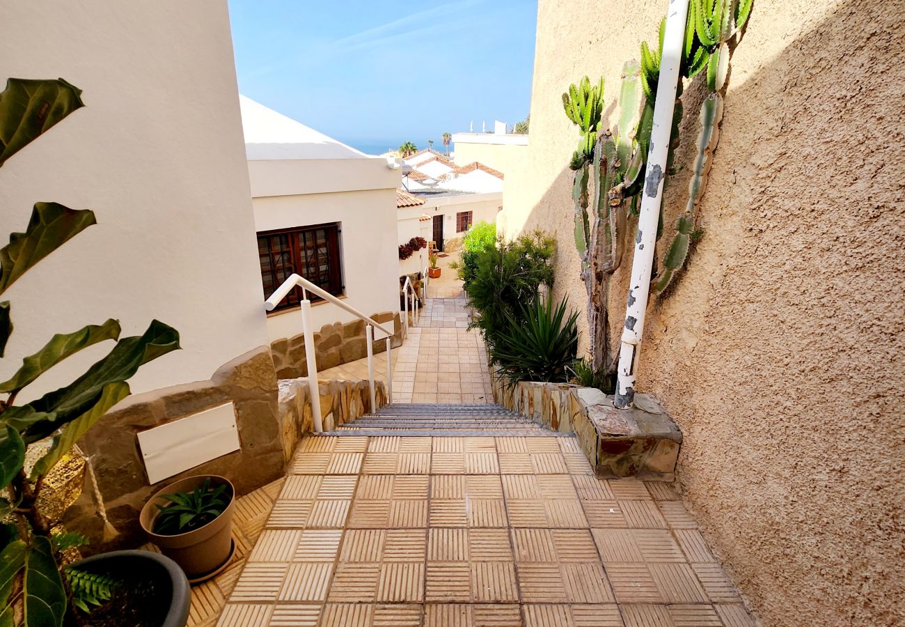 Bungalow en Costa Adeje - !VENDIDO! Fantástico Bungalow con vistas al mar en Costa Adeje