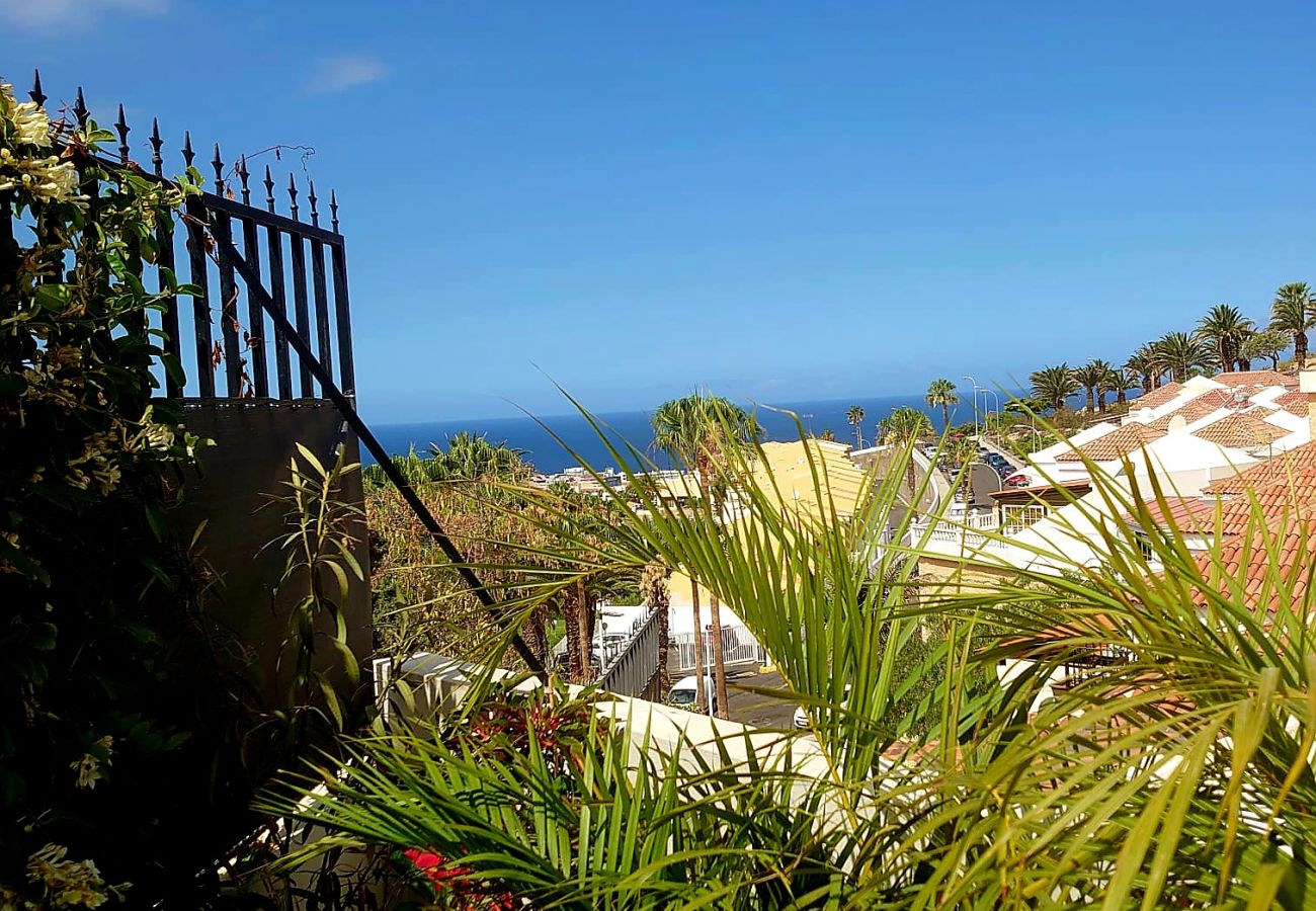 Bungalow/ verbunden mit der Villa in Costa Adeje - ! VERKAUFT! Traumhafter Bungalow mit Meerblick in Costa Adeje