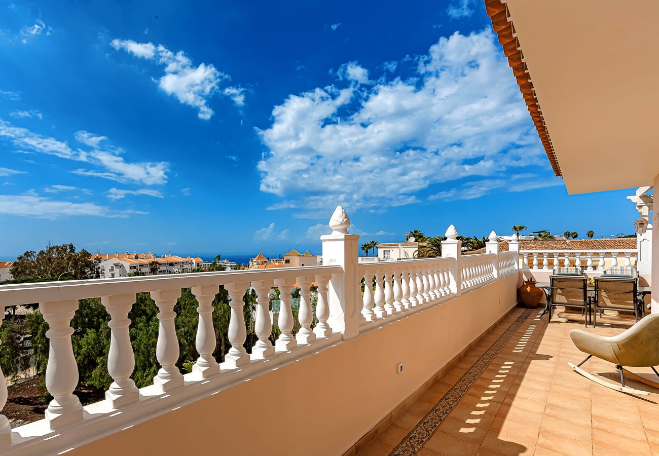 Villa in Callao Salvaje - Exclusive villa with pool and sea view - Tenrife South