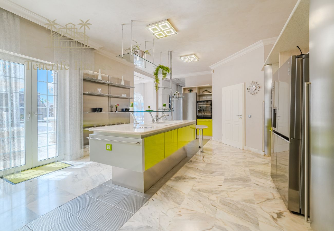 Villa in Costa Adeje - Majestic Dream Villa Costa Adeje