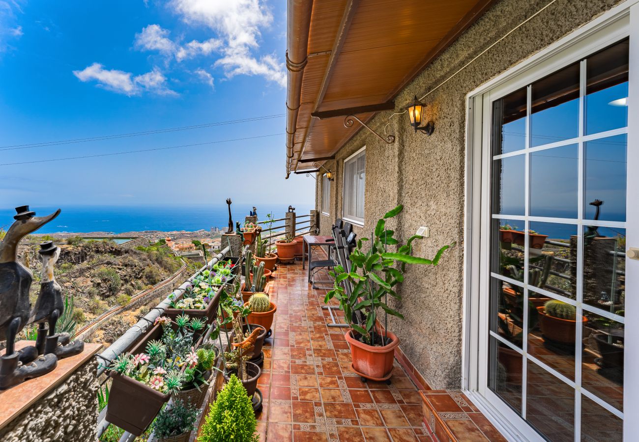 Ferienwohnung in Adeje - Amazing Apartment with Sea View