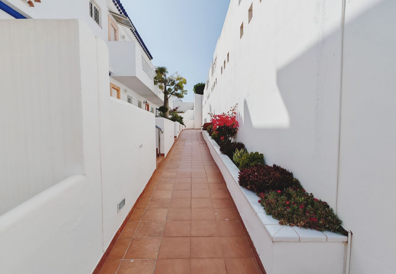 Ferienwohnung in Playa Paraiso - 2 bedroom apartment with terrace and parking