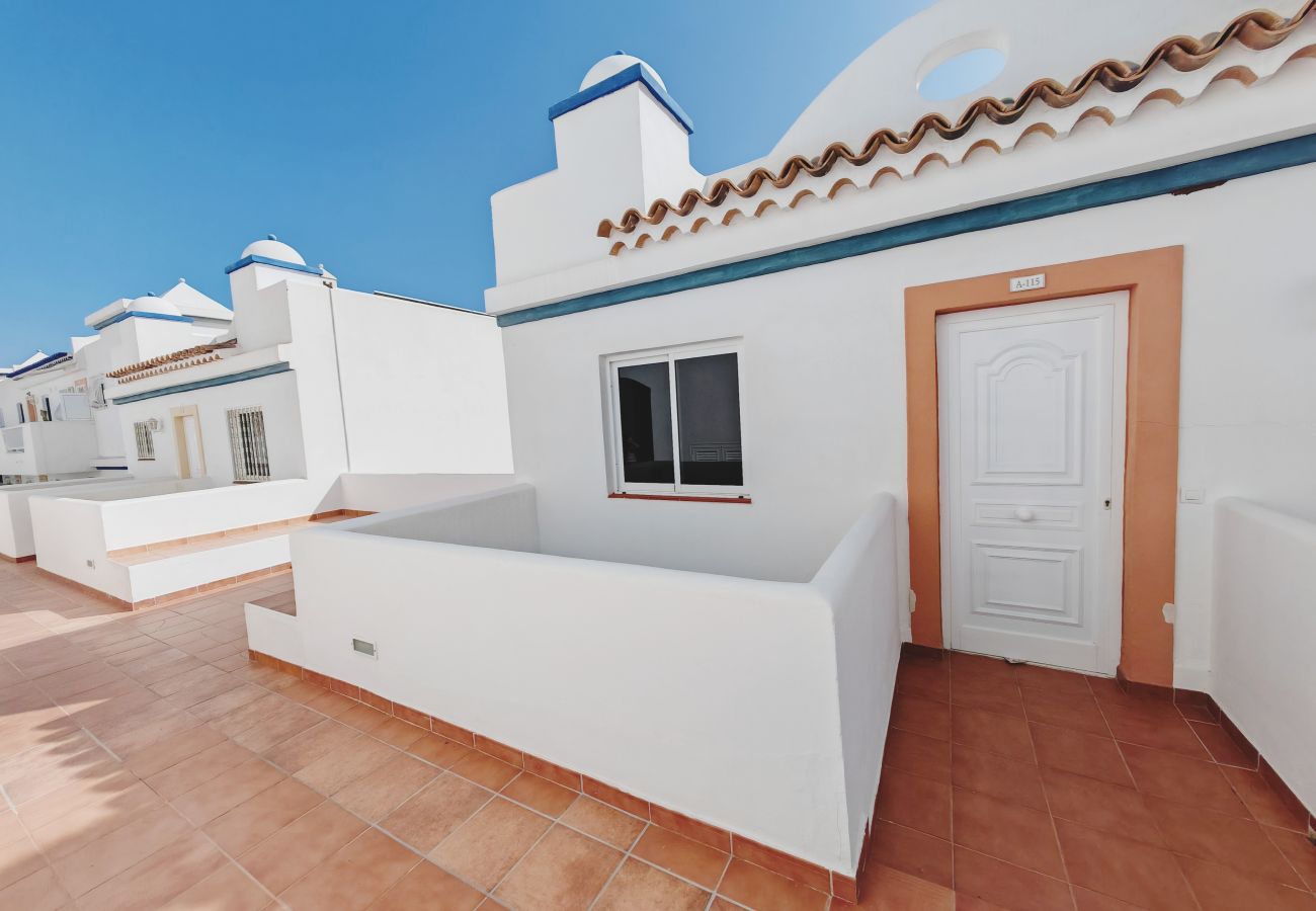 Ferienwohnung in Playa Paraiso - 2 bedroom apartment with terrace and parking