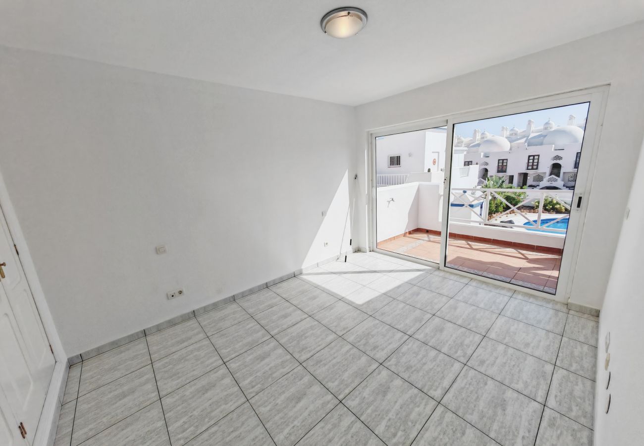 Ferienwohnung in Playa Paraiso - 2 bedroom apartment with terrace and parking