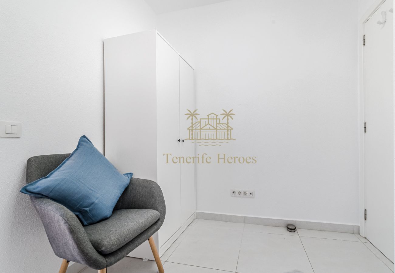 Ferienwohnung in Playa de Las Americas - Modern Oceanview Apartment with Vacation License Ferienwohnung in Playa de Las Americas - Modern Oceanview Apartment with Vacation License