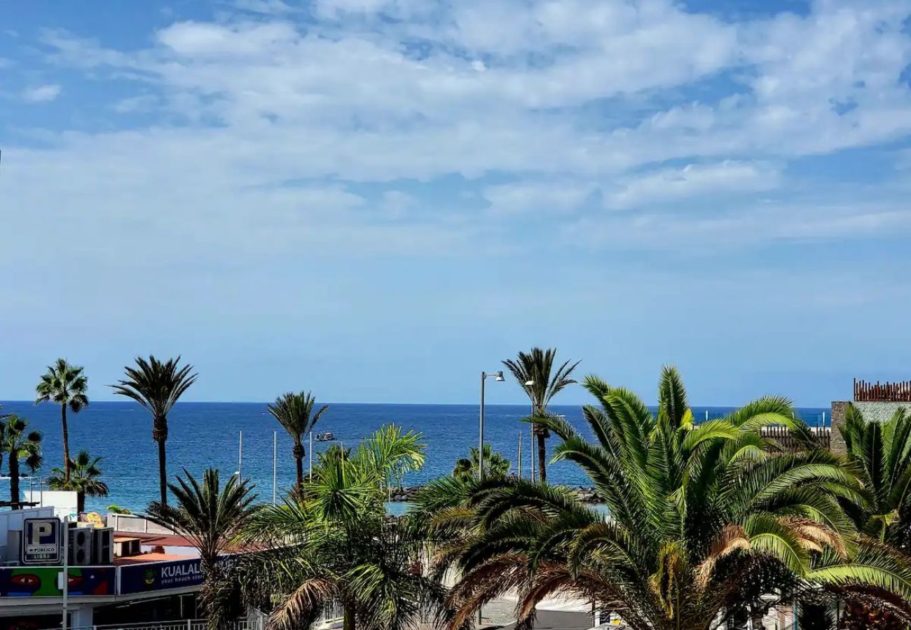Ferienwohnung in Playa de Las Americas - Beach Apartment Bungamericas - Sea View