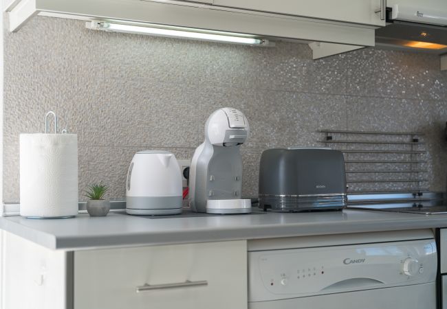 Ferienwohnung in Playa de Las Americas - Sea View Apartment Urbania Club - Playa de las Americas Ferienwohnung in Playa de Las Americas - Sea View Apartment Urbania Club - Playa de las Americas