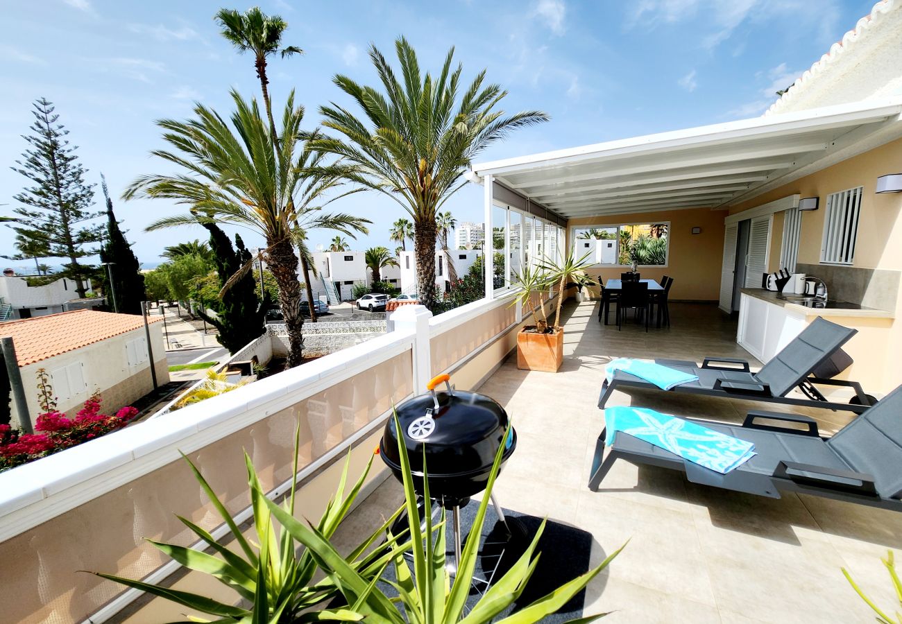 Ferienwohnung in Playa de Las Americas - Sea View Apartment Urbania Club - Playa de las Americas